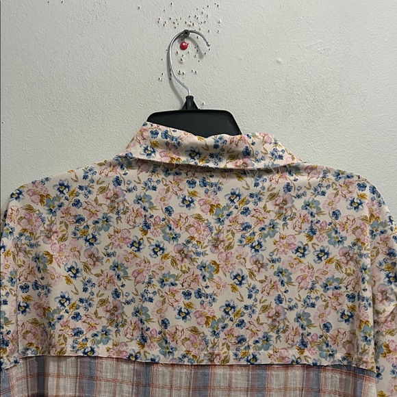 POL PATCHWORK BUTTON DOWN TOP - Picture 3 of 7